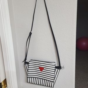 Guess white and black bag